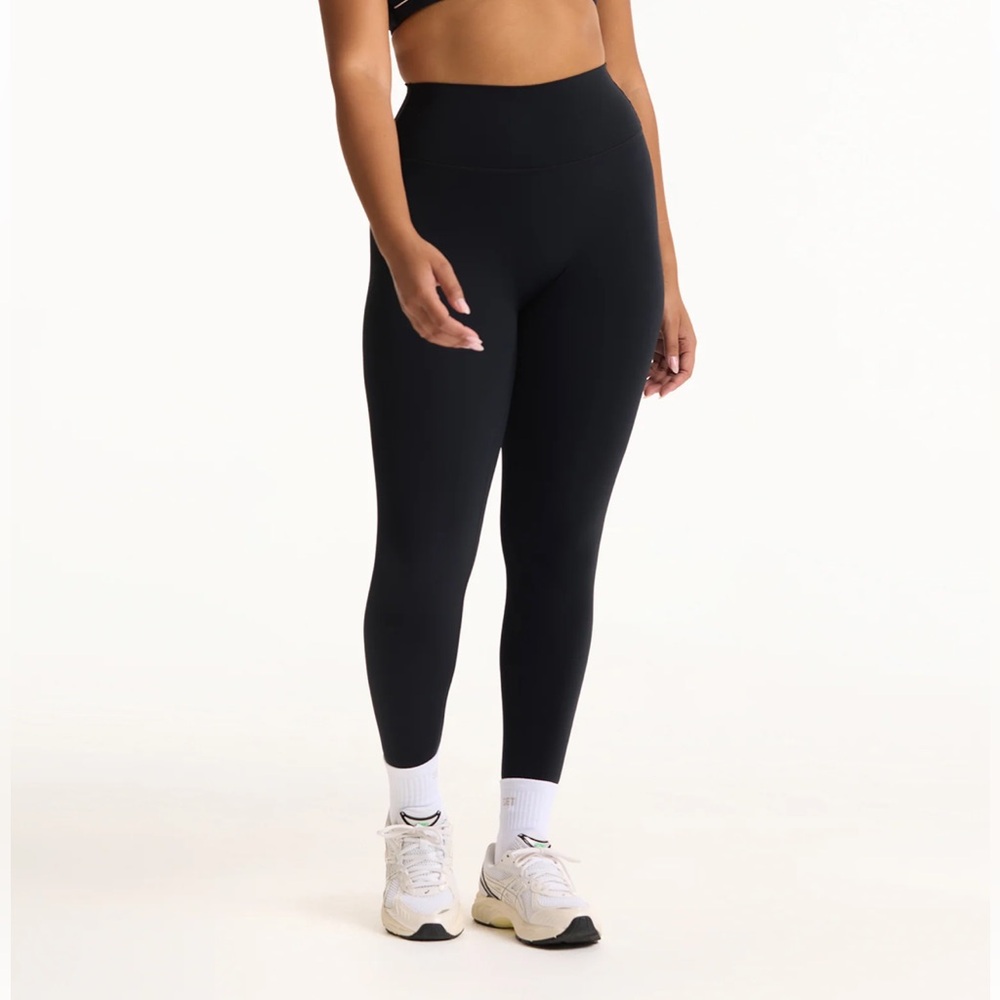 Set Active AirLuxe Women's Black High-Waisted Leggings NEW